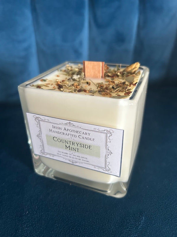 Irish Apothecary Handcrafted Candle - Countryside Mint